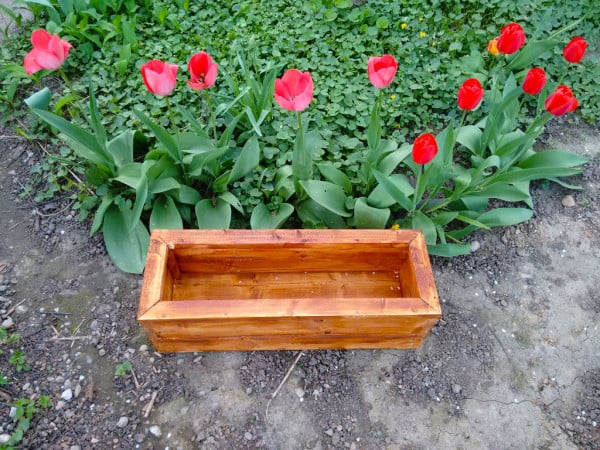 Wooden-planter-box
