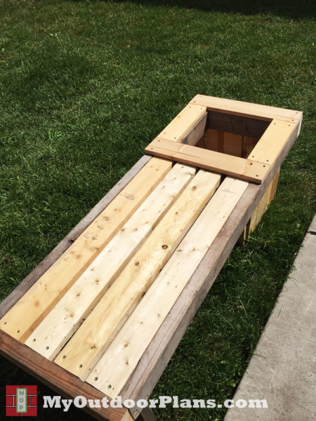 DIY Planter Bench | MyOutdoorPlans | Free Woodworking 