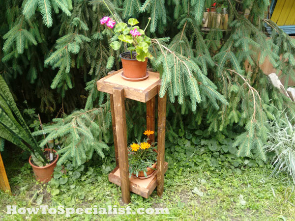 Plant-Stand-with-Tile-Top