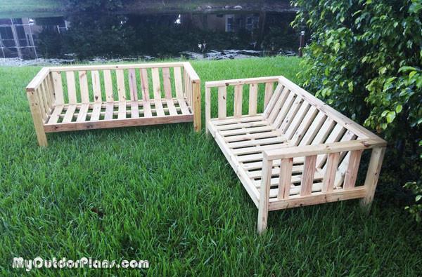 Building-an-outdoor-sofa