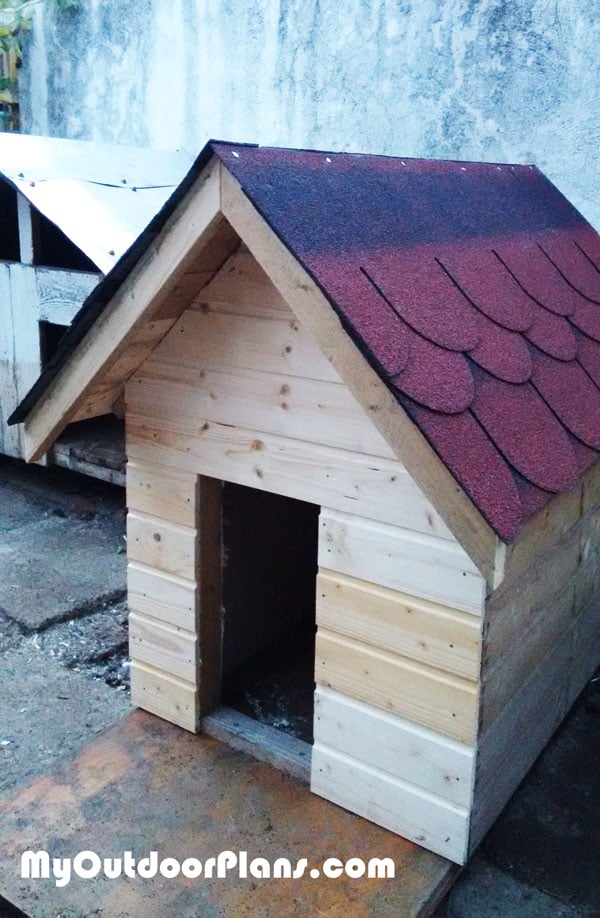 how much does it cost to build an insulated dog house