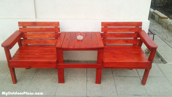 Double-chair-bench-with-table