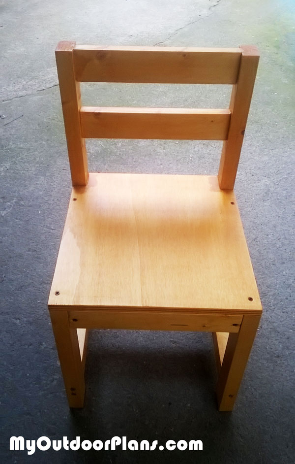 Building-a-kids-chair