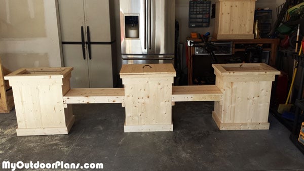 DIY-Planter-bench-with-Storage
