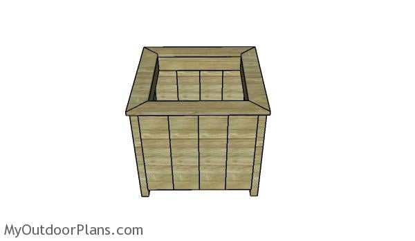 Planter for tree plans