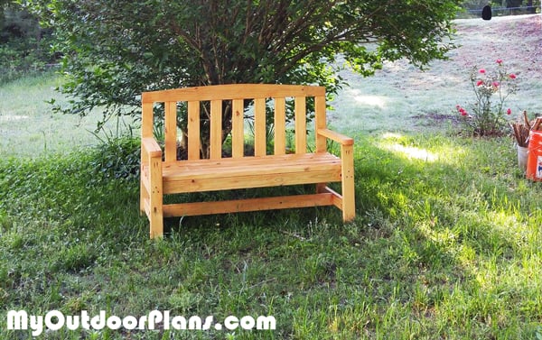 DIY-2x4-Outdoor-Bench