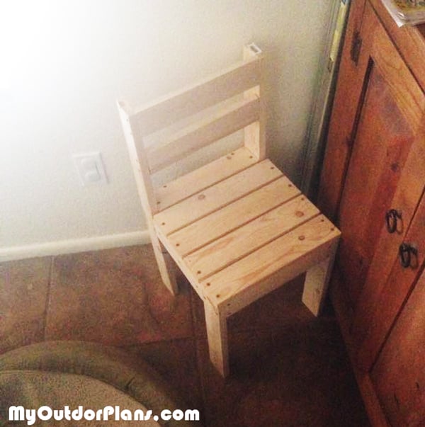 DIY-Time-Out-Kid-Chair