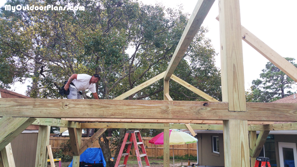 Building-the-roof