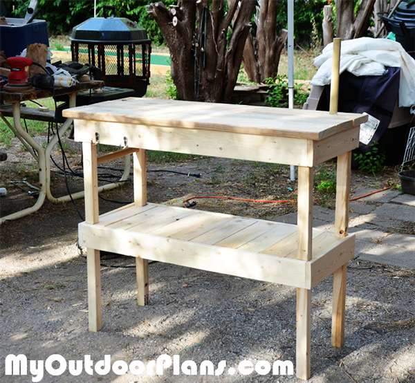 Building-a-wood-bbq-table