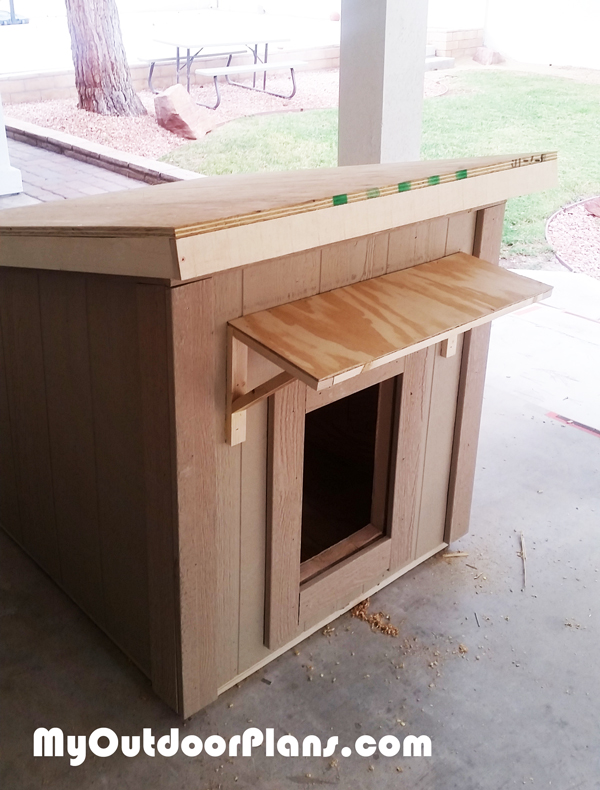 DIY Large Insulated Dog House | MyOutdoorPlans | Free Woodworking 