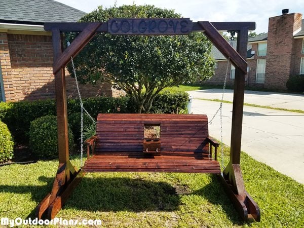 DIY-Outdoor-Swing-with-Stand