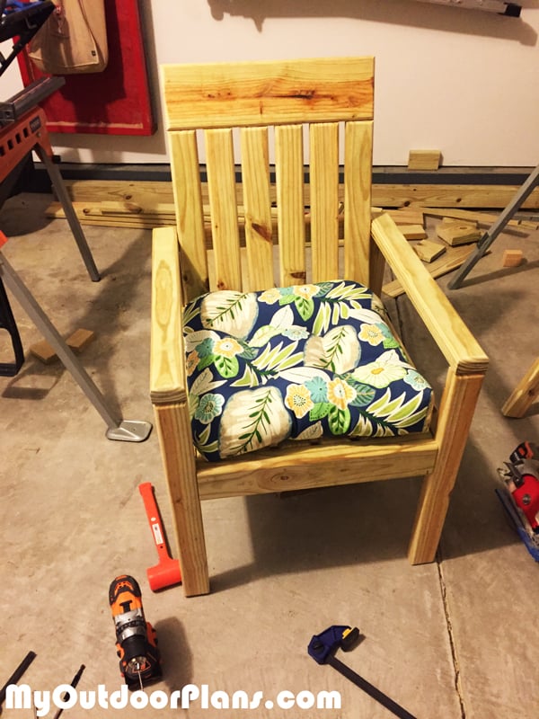 DIY-Outdoor-Wooden-Chair