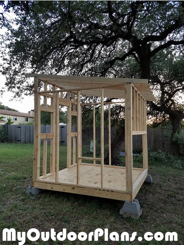 Frame-of-the-chicken-coop