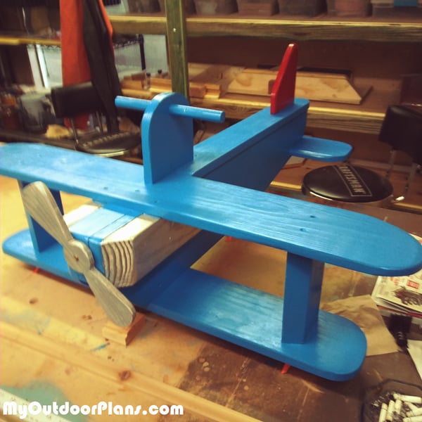 DIY-Wood-Airplane-Swing