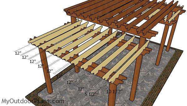 Fitting-the-shade-elements-to-the-small-pergola