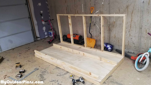 Building-the-frame-of-the-chicken-coop