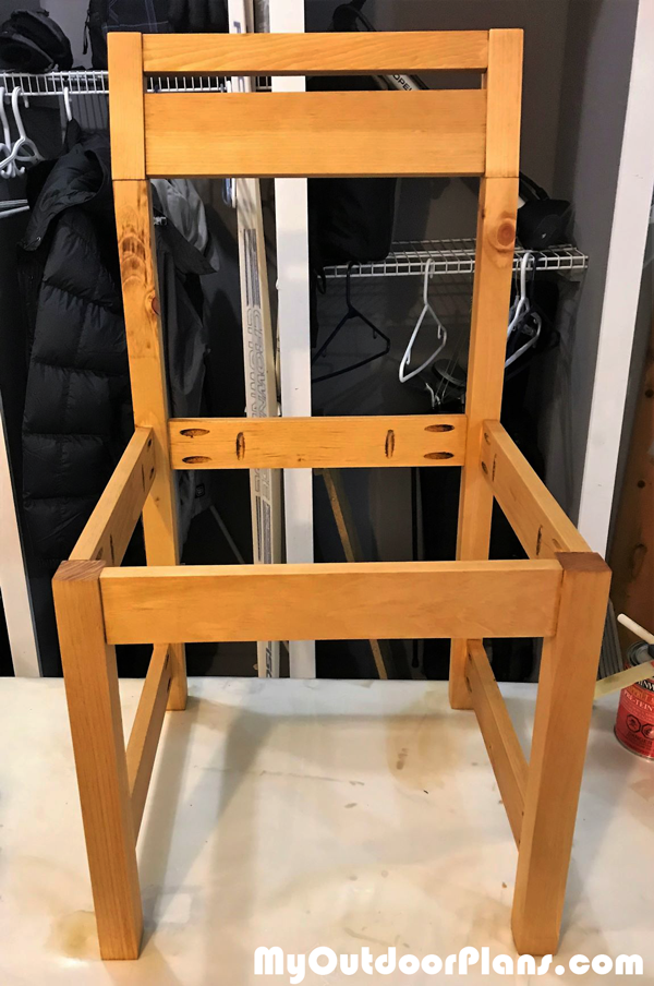 Building-the-frame-of-the-chair