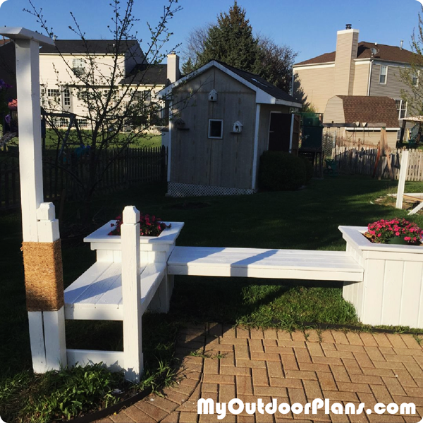 DIY-Garden-Planter-Bench