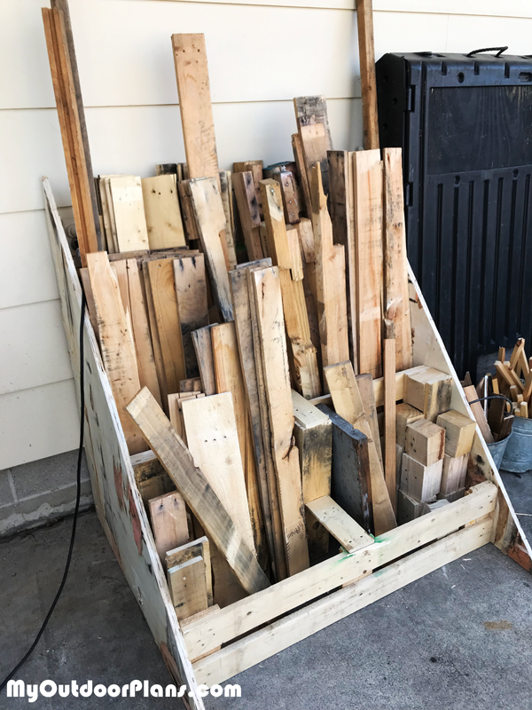 Building-a-storage-bin-for-pallet-wood