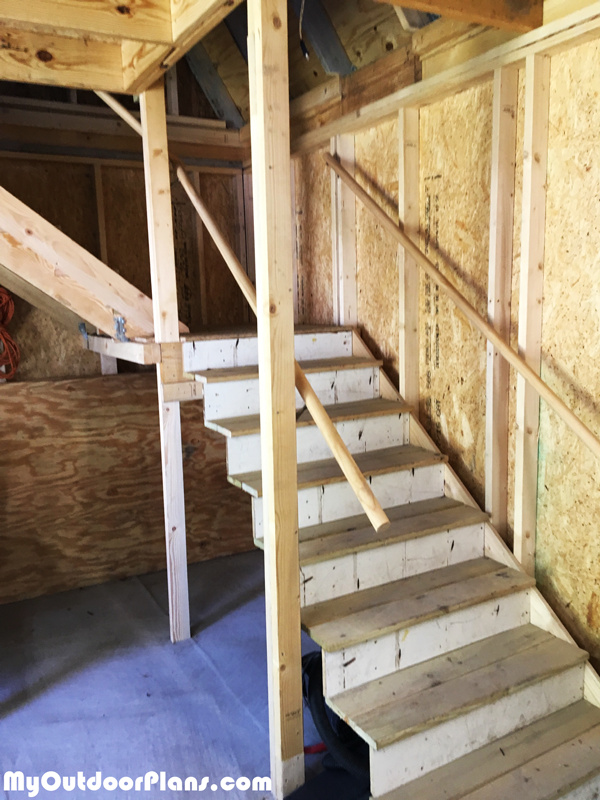 DIY-Shed-Stairs-for-loft