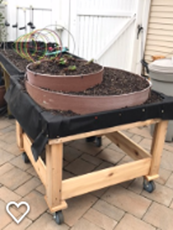 DIY-Strawberry-Planter