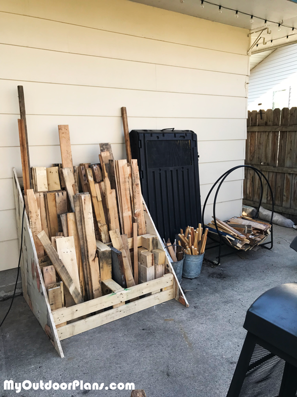 Diy pallet best sale firewood storage