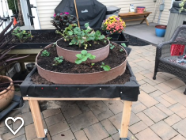 How-to-build-a-strawberry-planter