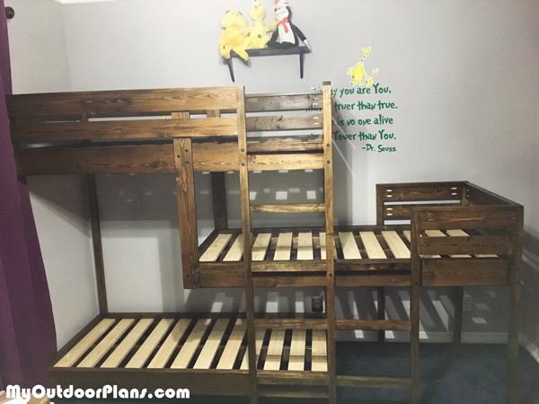 How-to-build-a-triple-bunk-bed