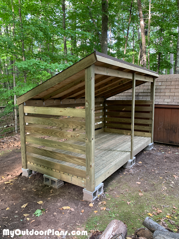 Building-a-firewood-storage-shed