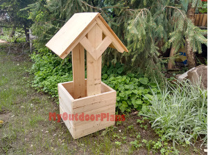 Building-the-roof-for-the-wishing-well-planter