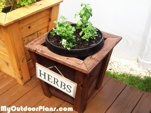 DIY Square Herb Planter 