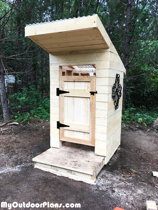 DIY Simple Outhouse