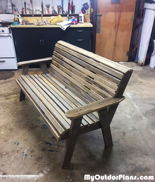 DIY Outdoor Garden Bench | MyOutdoorPlans | Free Woodworking Plans and