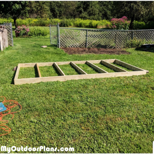 Building-the-floor-frame-for-the-firewood-shed