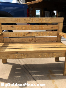 DIY-2x4-Pallet-Wood-Bench