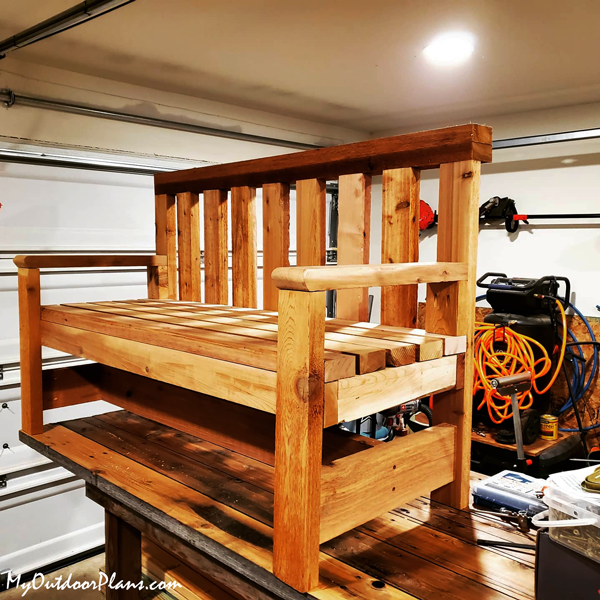 DIY 2×4 Rough Cedar Bench