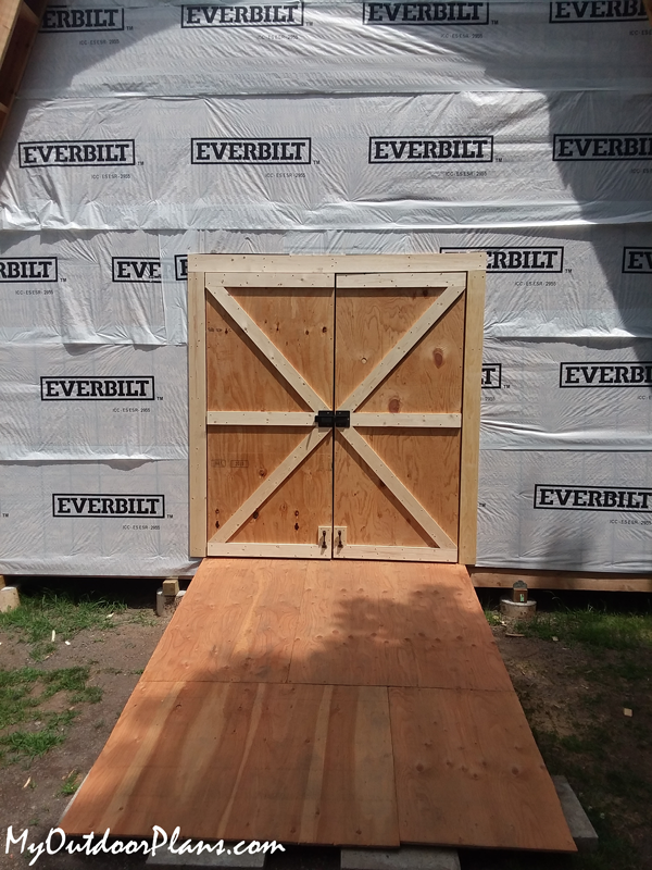 DIY-Double-shed-doors