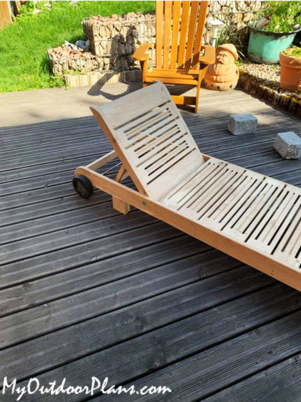 DIY Wood Chaise Lounge