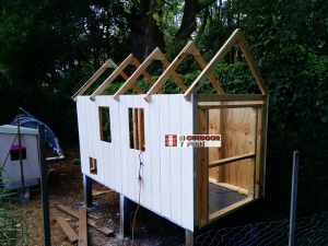 Attaching-the-siding-sheets---chicken-coop