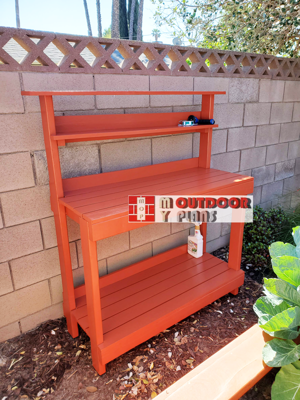 DIY-Outdoor-potting-bench