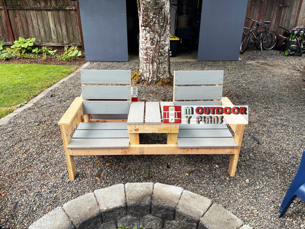 Outdoor double bench with table